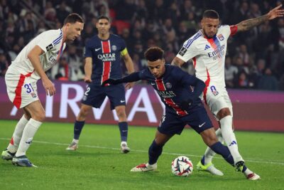 Live OL - PSG: questo Lione può finalmente demolire l'Ogre parigino? ... Segui lo scontro di Ligue 1 con noi dalle 20:00 ...